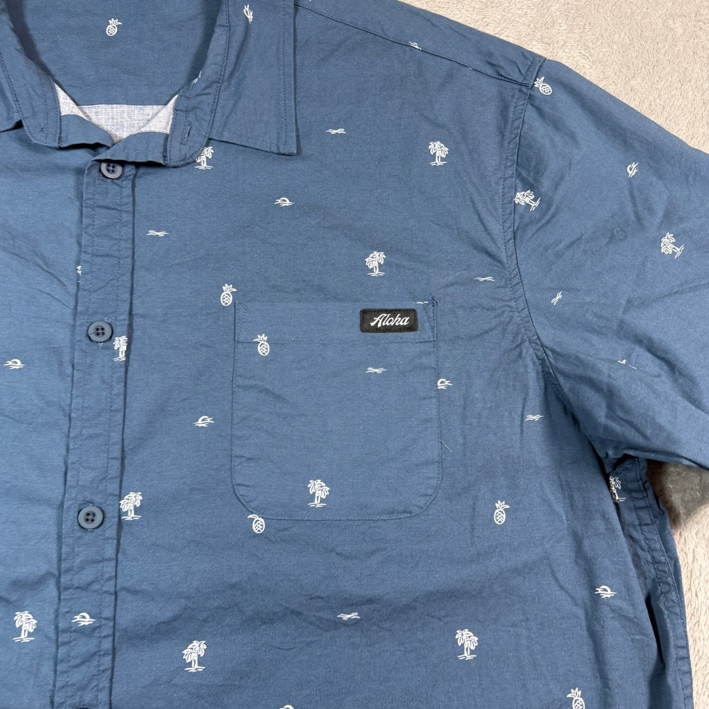 T&C Hawaii Button Down Shirt Mens 2XL Blue Tropical Pineapple Palm Tree Aloha - Picture 4 of 9